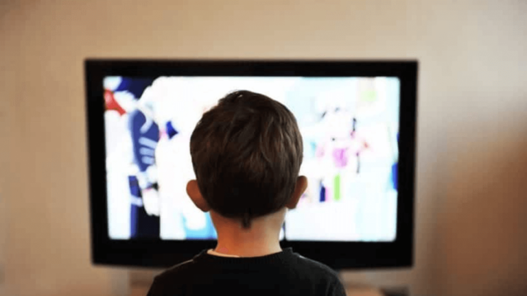 iPhoneとTV(テレビ)を繋いで画面を出力する方法